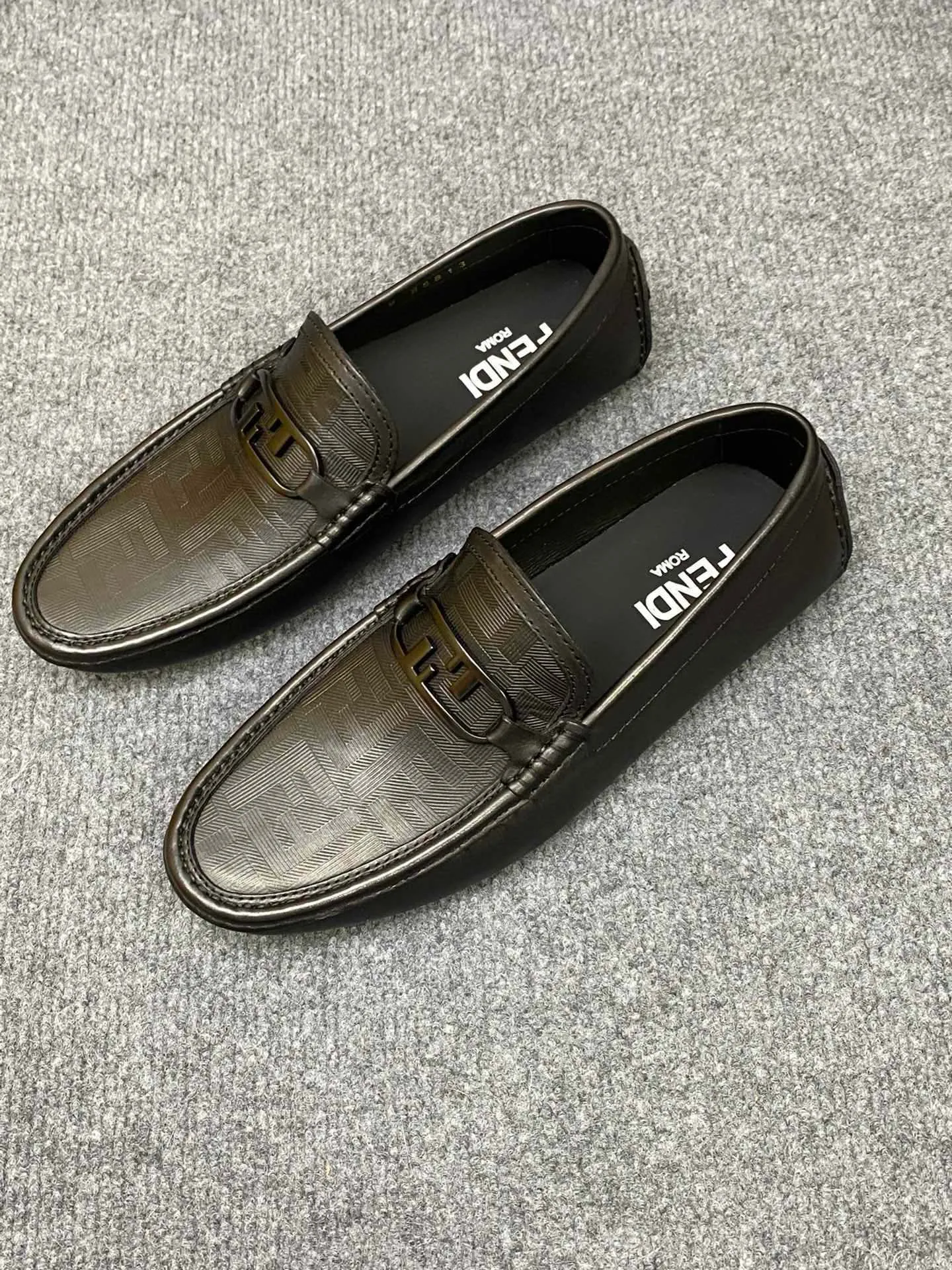 Men's Men's Shoes Men's Men's Shoes 💰700FENDI Fendi Men's Shoes are breathable and comfortable. Original development. Counters copy one to one. Imported cowhide. Niuri. 38 to 44. (can be ordered at 45.46. No returns or exchanges)